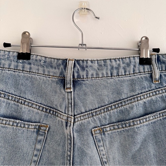 Signature 8 Destroyed Denim Cut Off Shorts - Picture 5 of 7